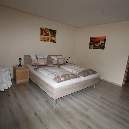 Haus Anne * Neunkirchen (Neunkirchen-Seelscheid)